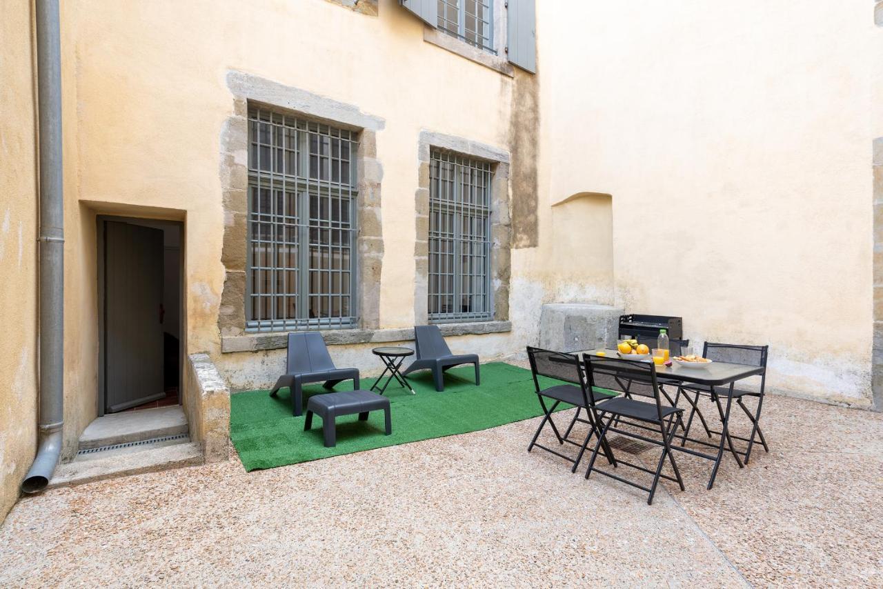 Superbe Appartement Avec Cour Dans La Bastide Carcassone Exterior photo