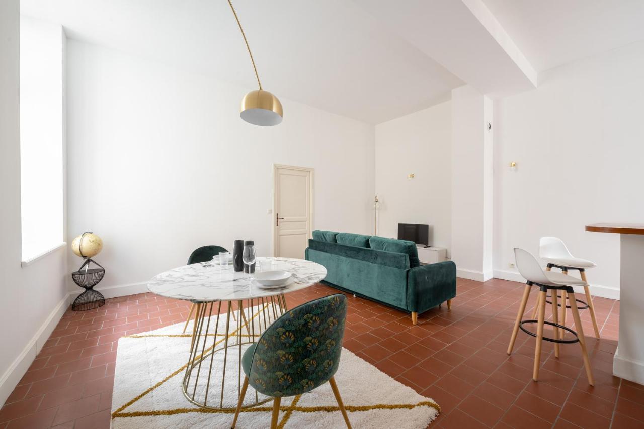 Superbe Appartement Avec Cour Dans La Bastide Carcassone Exterior photo